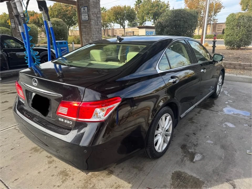 2010 Lexus ES 5th Gen - Image 3 of 9
