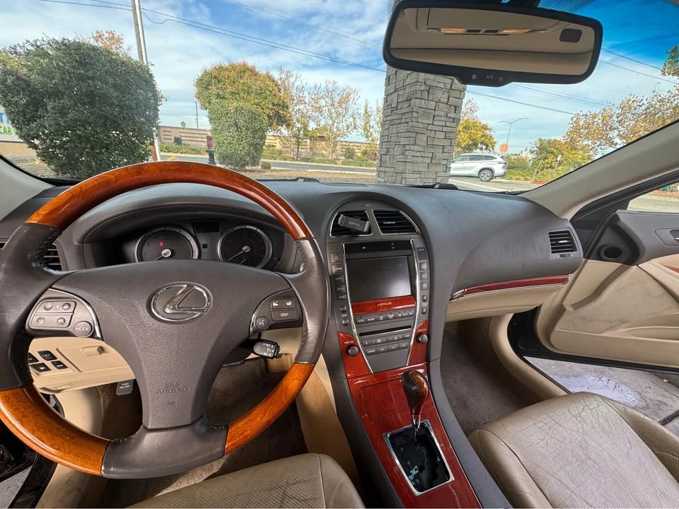 2010 Lexus ES 5th Gen - Image 6 of 9