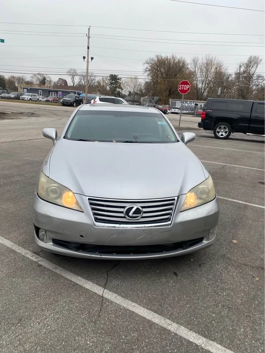 2010 Lexus ES 5th Gen - Image 4 of 7