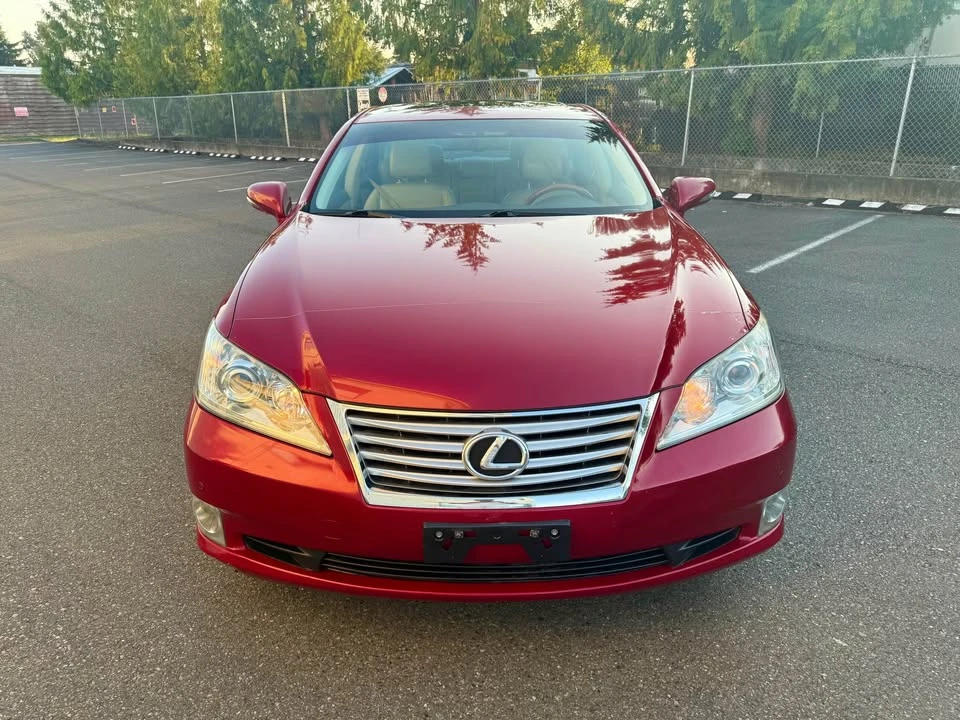 2010 Lexus ES 5th Gen - Image 2 of 14
