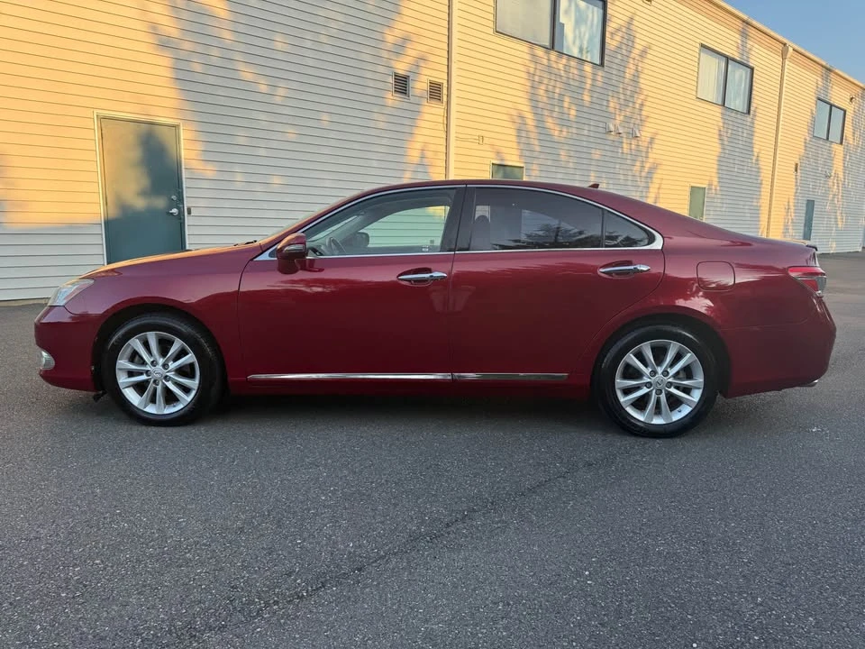 2010 Lexus ES 5th Gen - Image 7 of 14