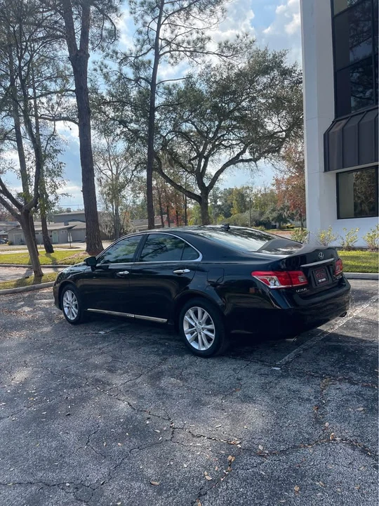 2010 Lexus ES 5th Gen - Image 6 of 8