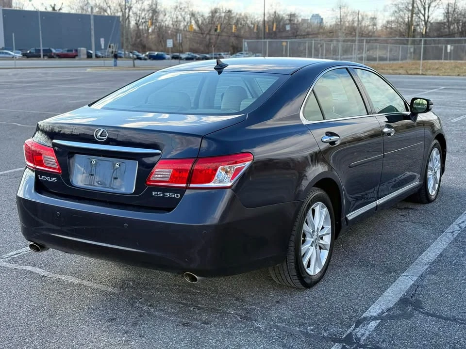 2010 Lexus ES 4th Gen - Image 6 of 15