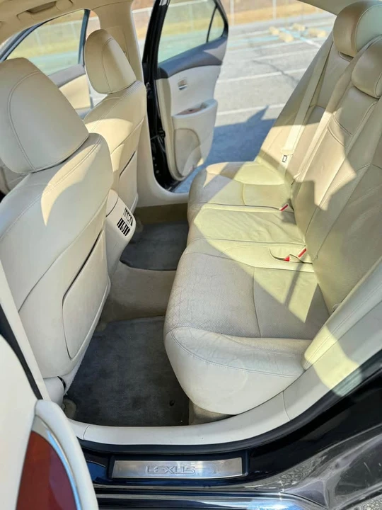 2010 Lexus ES 4th Gen - Image 10 of 15