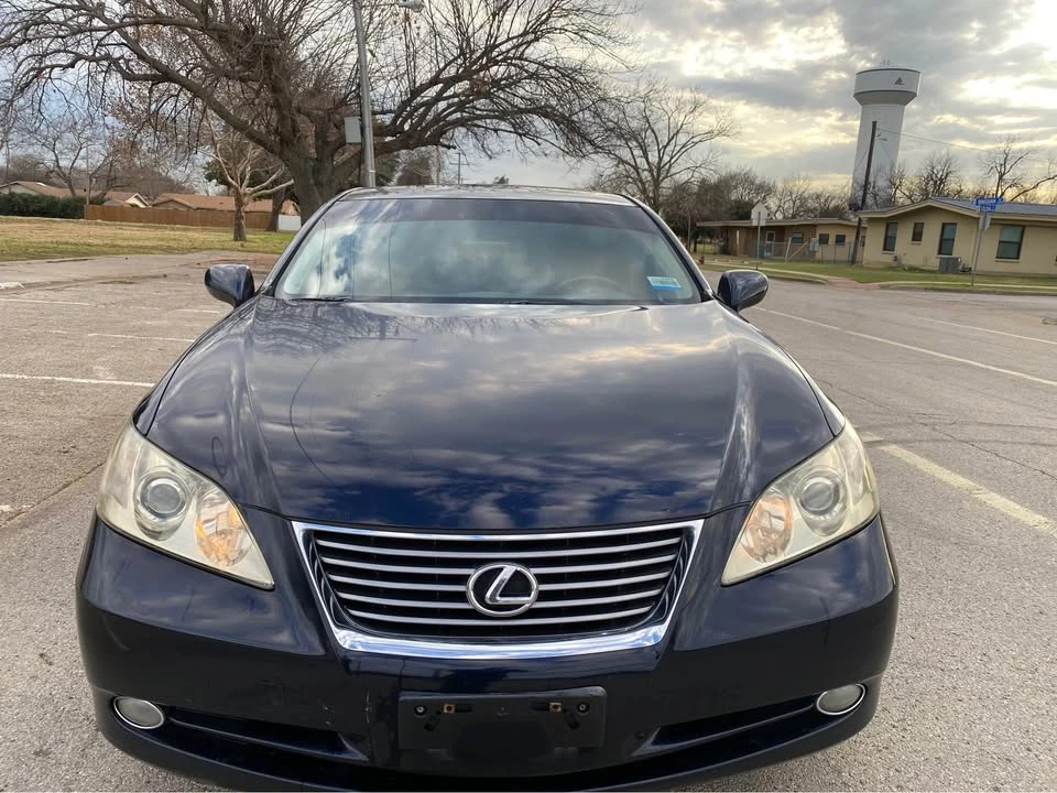 2010 Lexus ES 4th Gen - Image 6 of 12