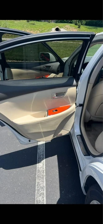 2010 Lexus ES 5th Gen - Image 6 of 14
