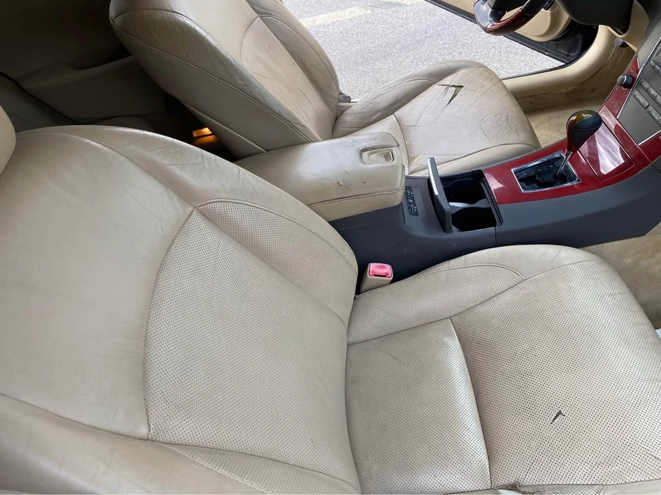 2010 Lexus ES 4th Gen - Image 11 of 12