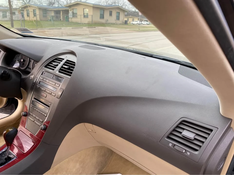 2010 Lexus ES 4th Gen - Image 10 of 12