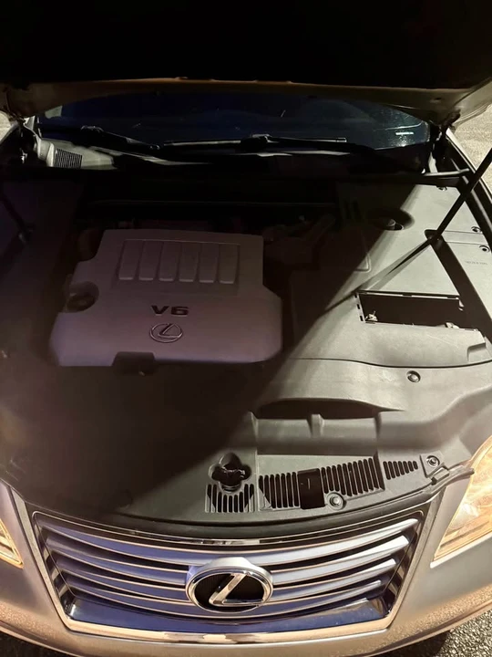 2010 Lexus ES 4th Gen - Image 6 of 9