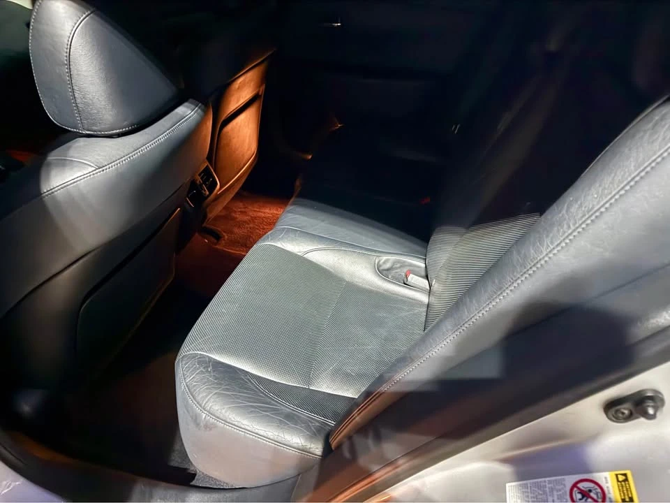 2010 Lexus ES 4th Gen - Image 9 of 9