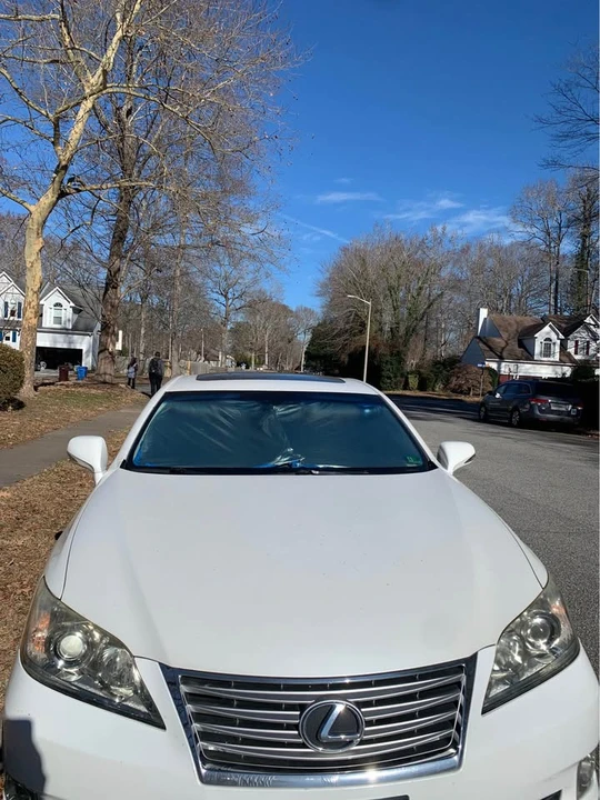 2010 Lexus ES 4th Gen - Image 8 of 9