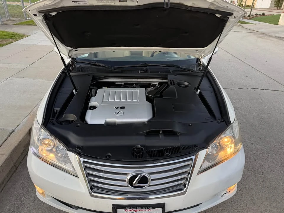 2010 Lexus ES 5th Gen - Image 7 of 15