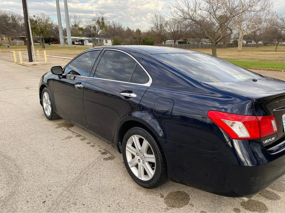 2010 Lexus ES 4th Gen - Image 7 of 12