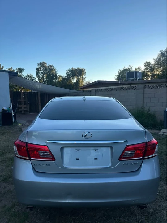 2010 Lexus ES 4th Gen - Image 4 of 7
