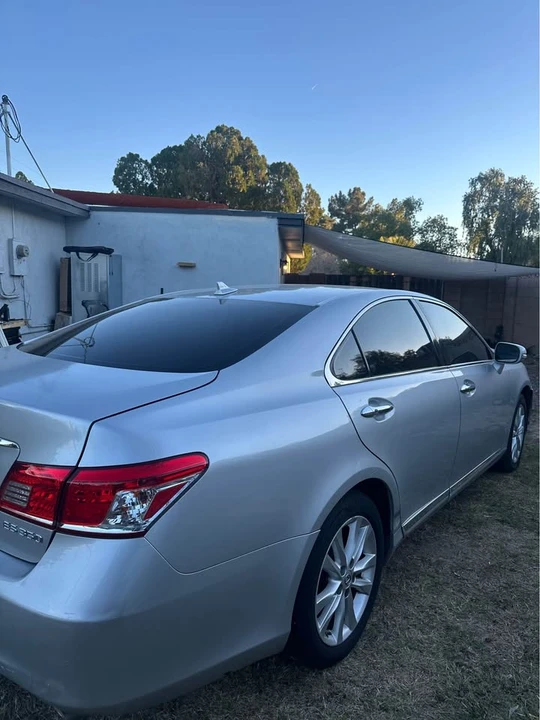 2010 Lexus ES 4th Gen - Image 5 of 7