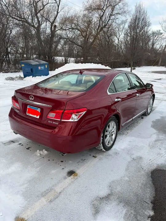 2010 Lexus ES 5th Gen - Image 2 of 6