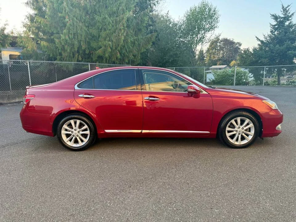 2010 Lexus ES 5th Gen - Image 4 of 15