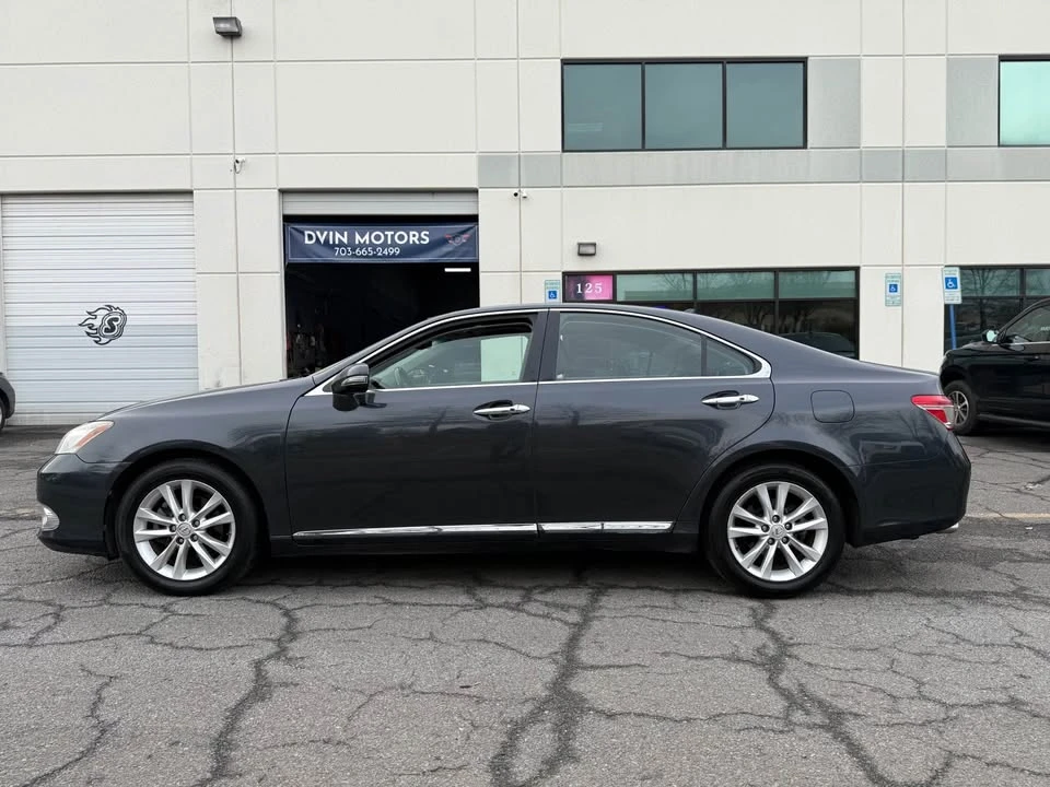 2010 Lexus ES 4th Gen - Image 5 of 20