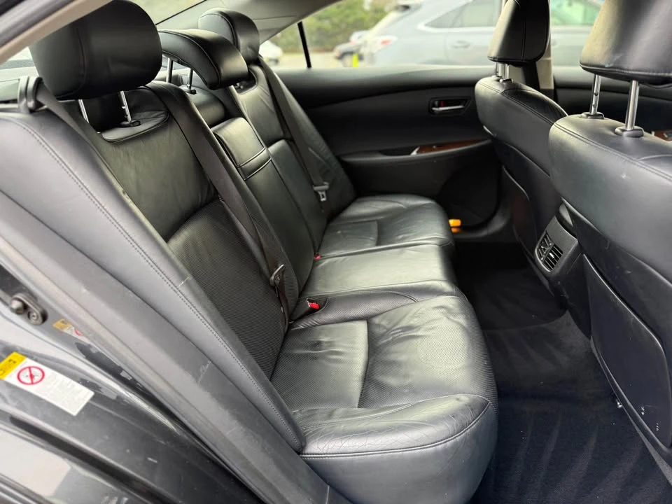 2010 Lexus ES 4th Gen - Image 9 of 20