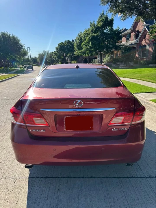 2010 Lexus ES 5th Gen - Image 5 of 14