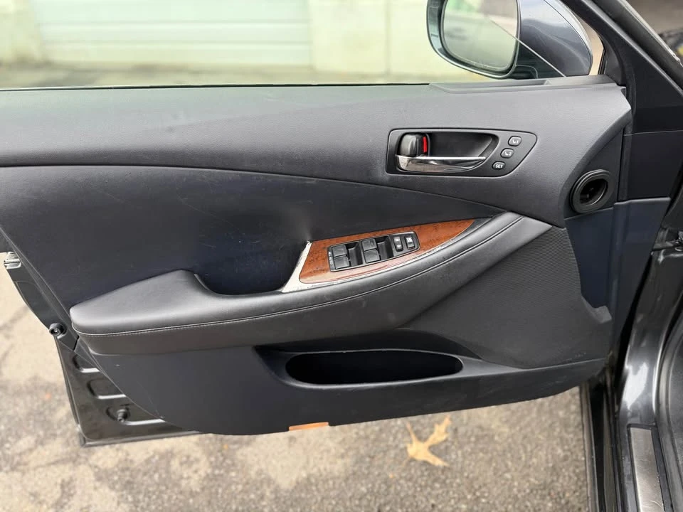 2010 Lexus ES 4th Gen - Image 7 of 20