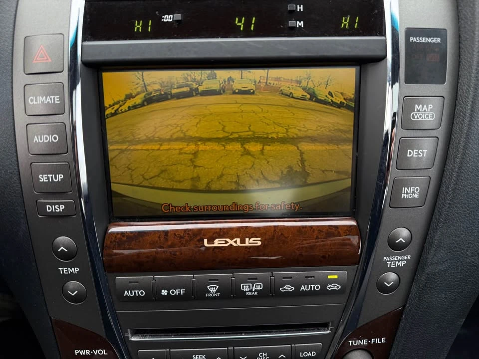 2010 Lexus ES 4th Gen - Image 12 of 20