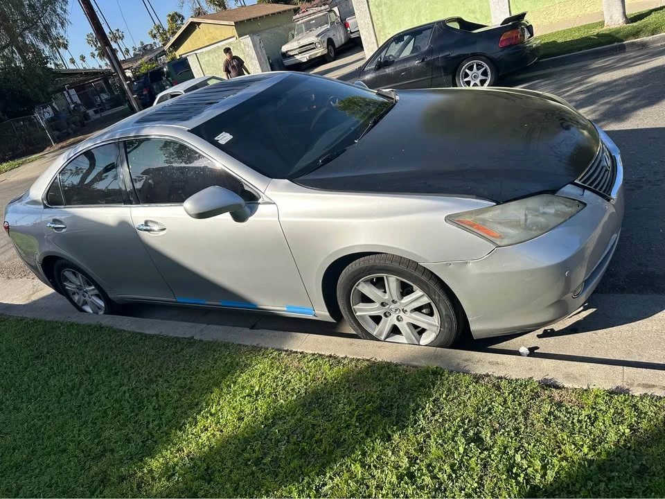 2010 Lexus ES 5th Gen - Image 3 of 4