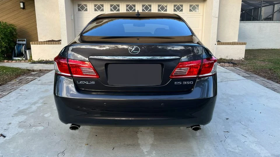 2010 Lexus ES 5th Gen - Image 6 of 17