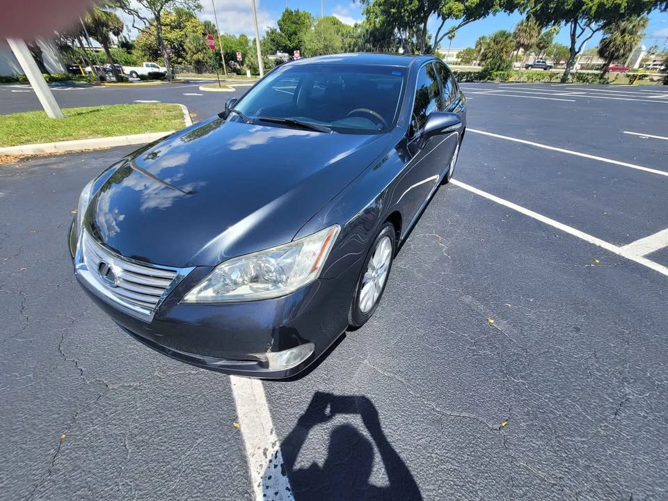 2010 Lexus ES 5th Gen - Image 7 of 17