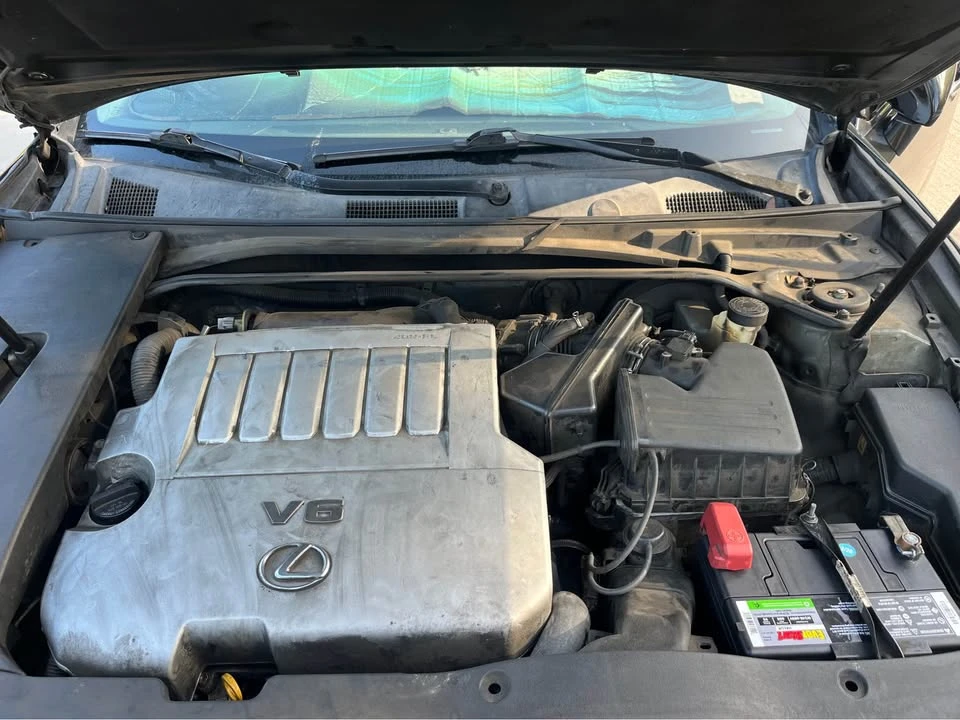 2010 Lexus ES 5th Gen - Image 5 of 14