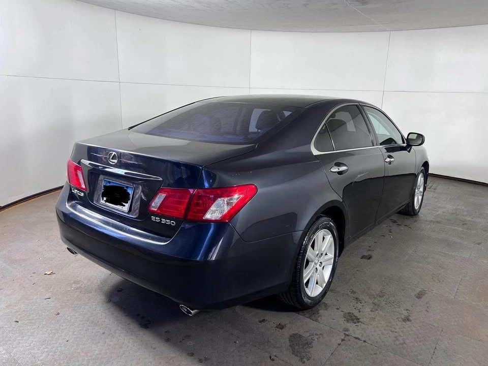 2010 Lexus ES 5th Gen - Image 7 of 20