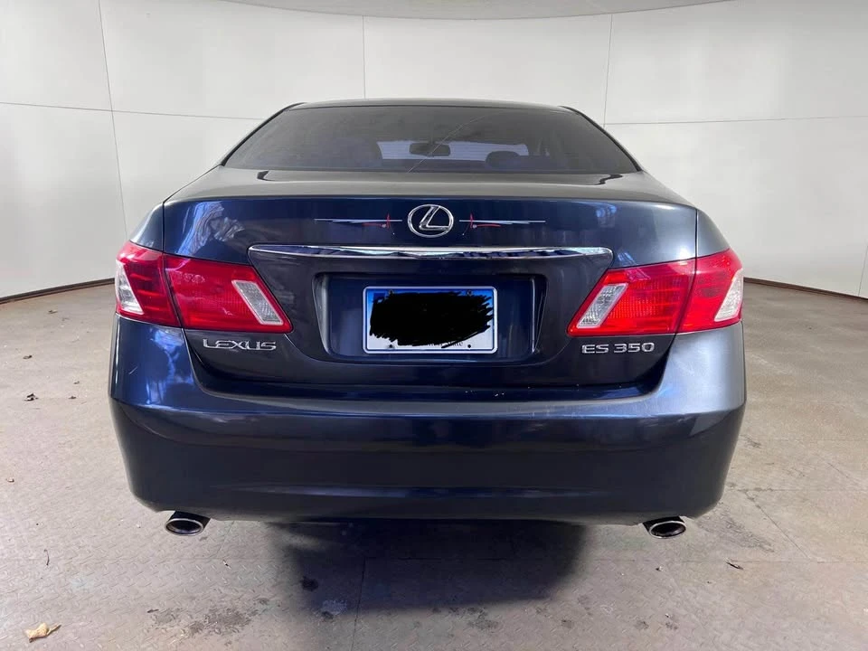 2010 Lexus ES 5th Gen - Image 9 of 20