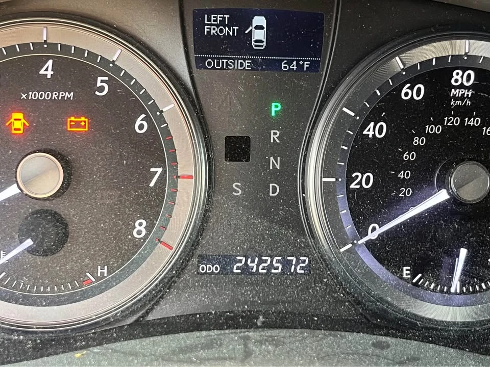 2010 Lexus ES 5th Gen - Image 8 of 14