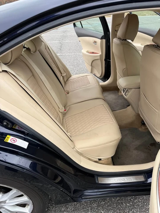 2010 Lexus ES 5th Gen - Image 9 of 20