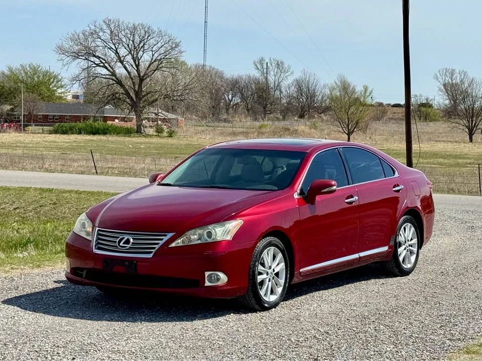 2010 Lexus ES 5th Gen - Image 4 of 13