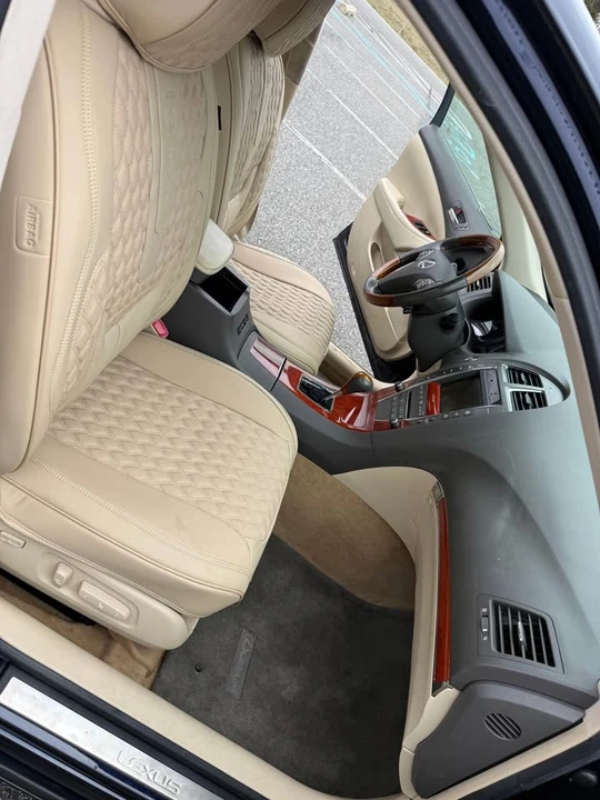 2010 Lexus ES 5th Gen - Image 13 of 20