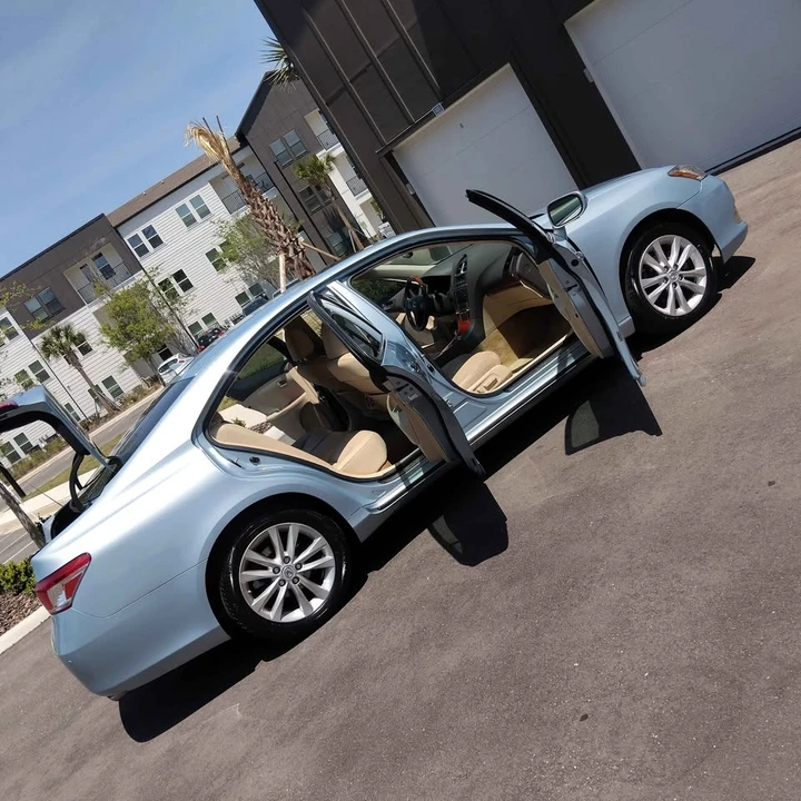 2010 Lexus ES 5th Gen - Image 16 of 20