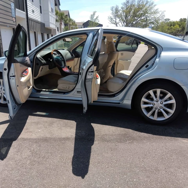 2010 Lexus ES 5th Gen - Image 14 of 20