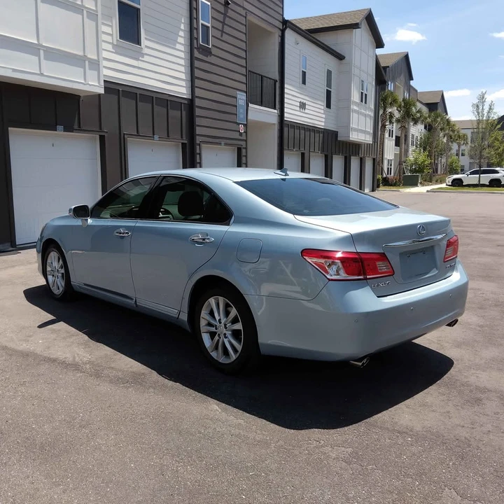 2010 Lexus ES 5th Gen - Image 8 of 20