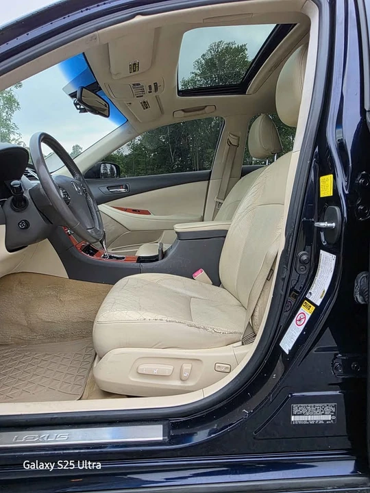 2010 Lexus ES 5th Gen - Image 6 of 10