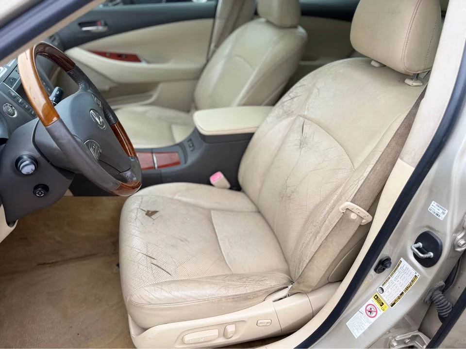 2010 Lexus ES 5th Gen - Image 9 of 20