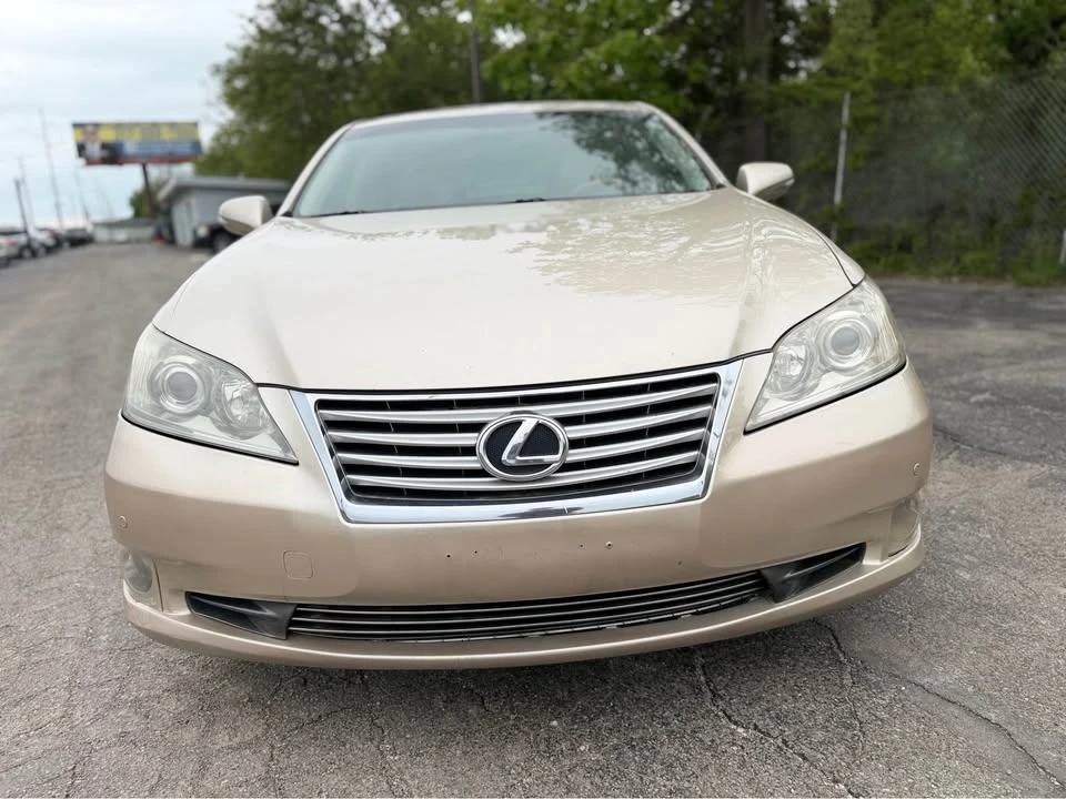 2010 Lexus ES 5th Gen - Image 8 of 20