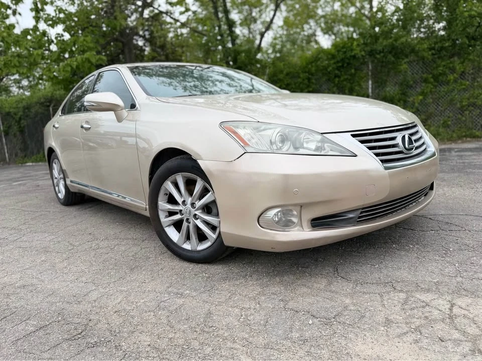 2010 Lexus ES 5th Gen - Image 7 of 20