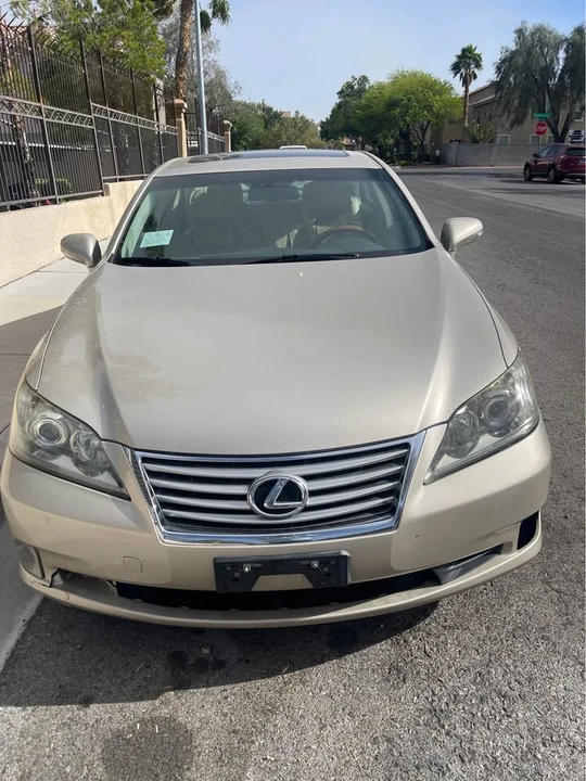 2010 Lexus ES 5th Gen - Image 3 of 5