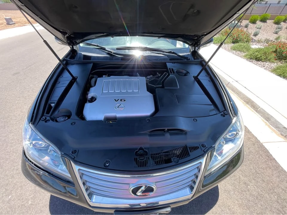2010 Lexus ES 5th Gen - Image 13 of 17