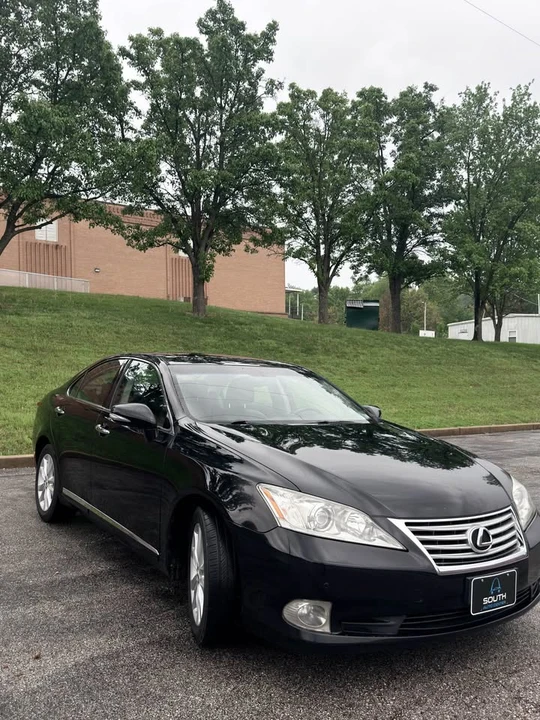 2010 Lexus ES 5th Gen - Image 6 of 18