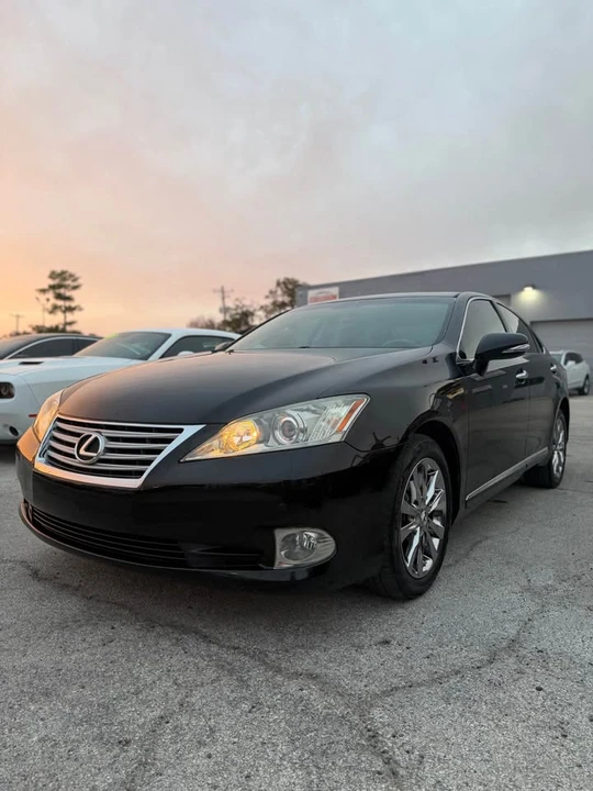 2010 Lexus ES 5th Gen - Image 4 of 19