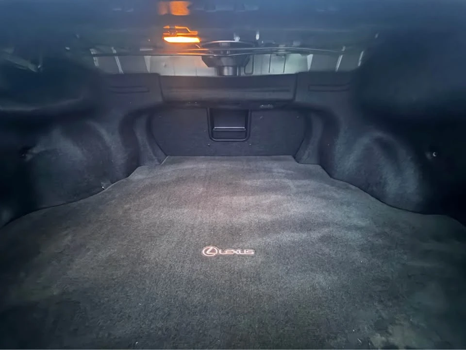 2010 Lexus ES 5th Gen - Image 19 of 19