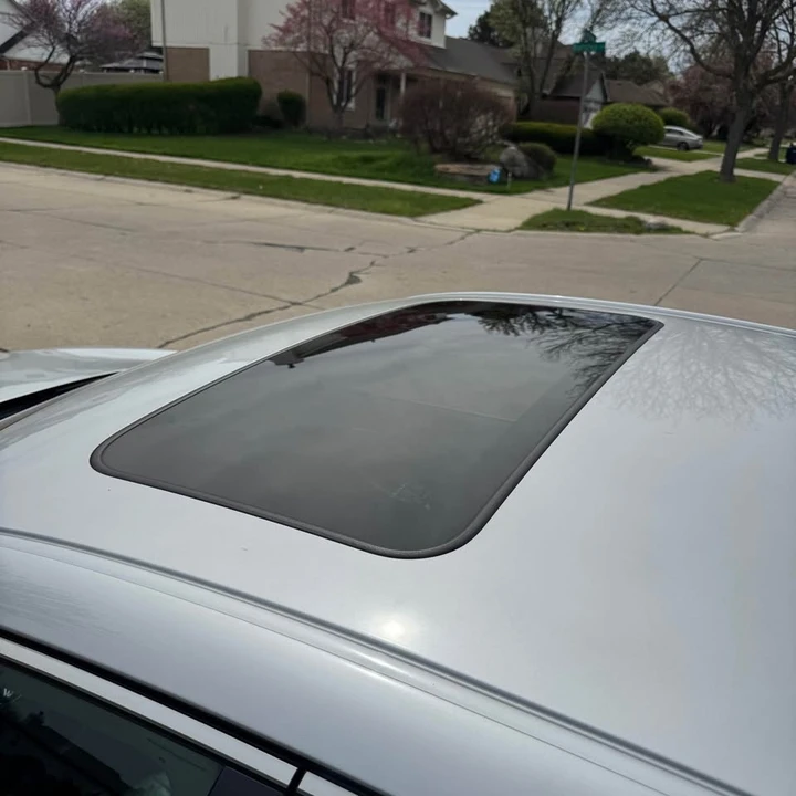 2010 Lexus ES 5th Gen - Image 17 of 19