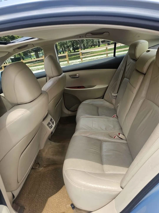 2010 Lexus ES 4th Gen - Image 12 of 12